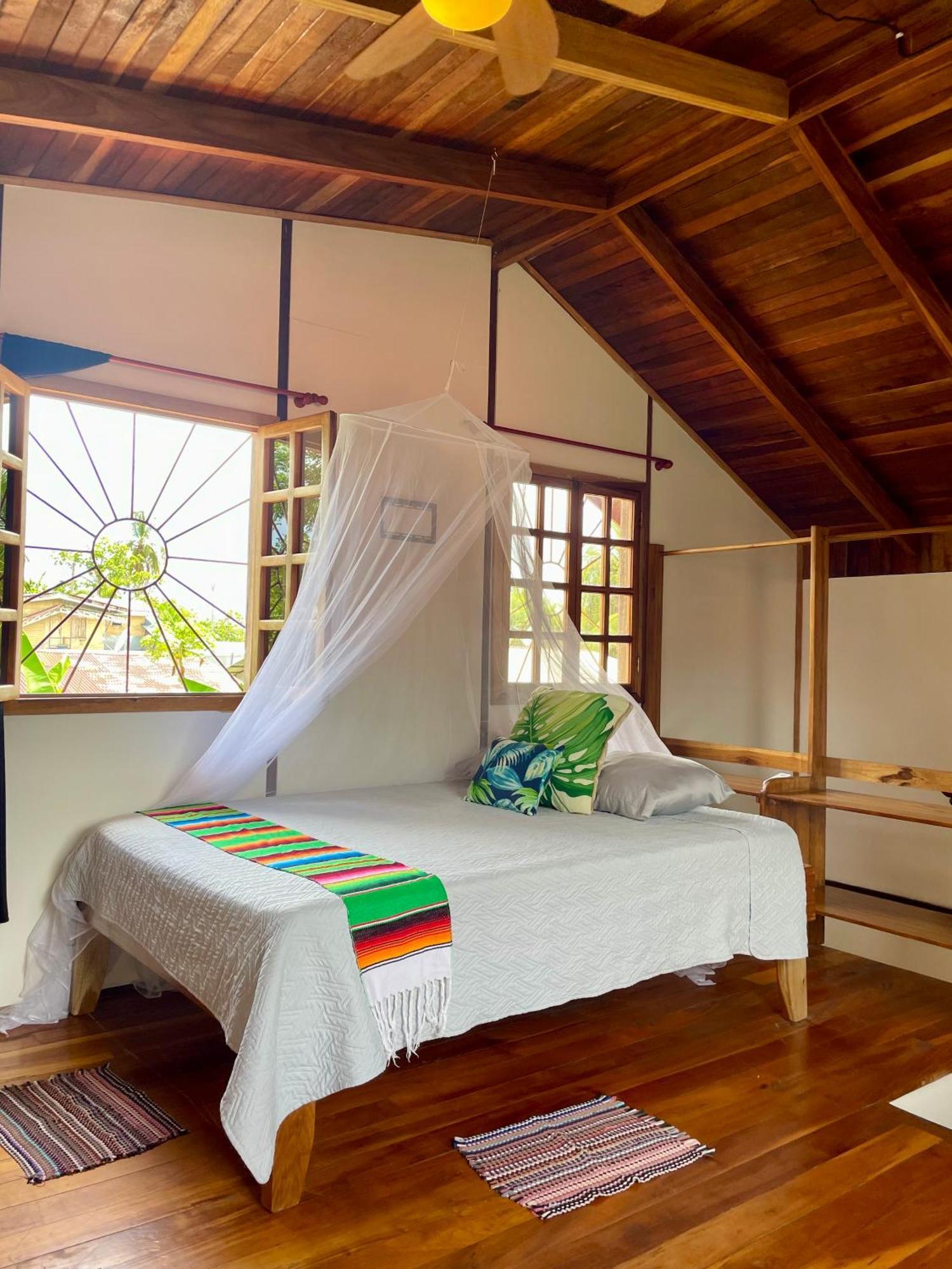 Pangea Lodge Tropical Vibe Home With Shared Pool Manzanillo  Exterior foto