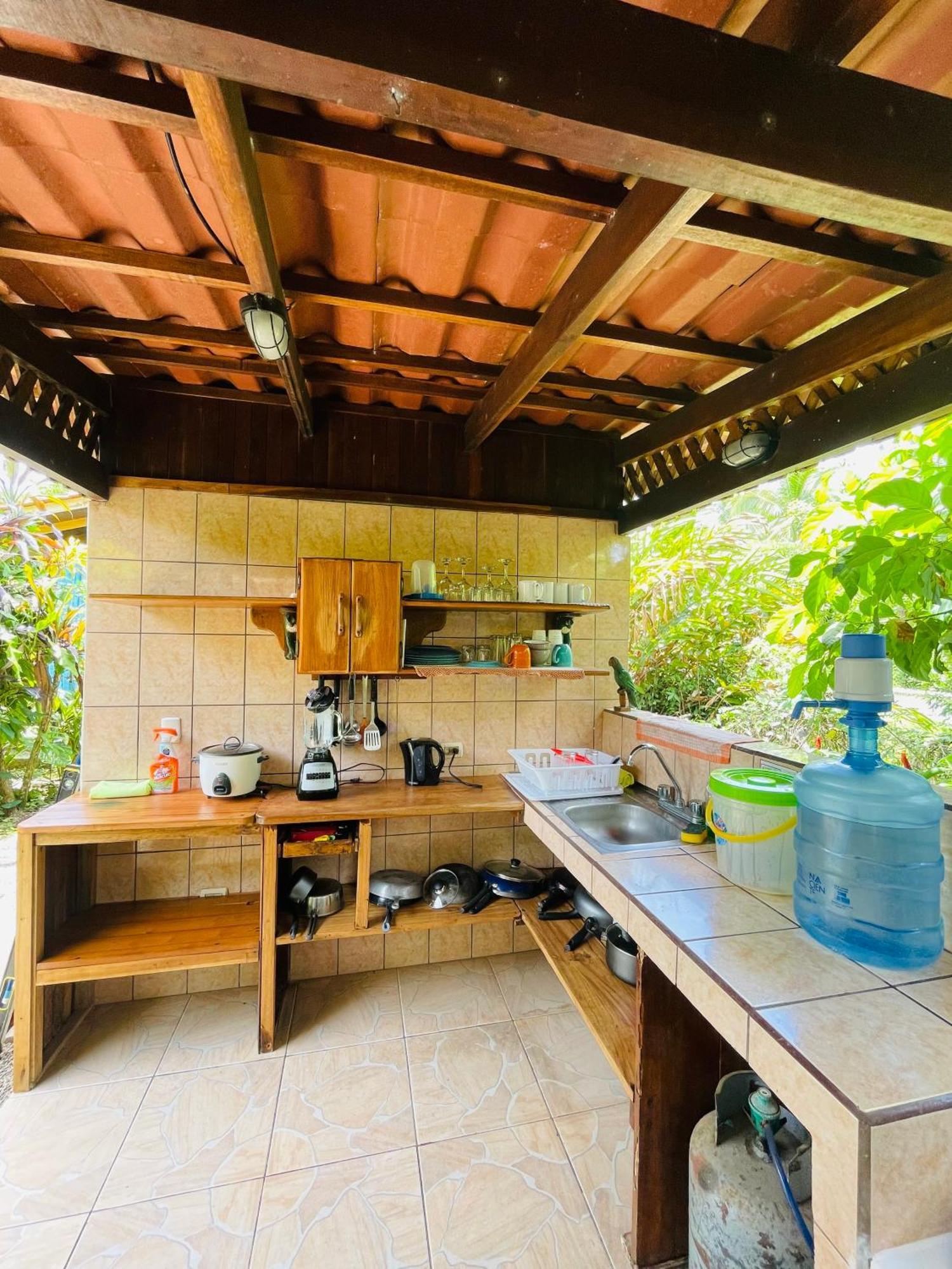 Pangea Lodge Tropical Vibe Home With Shared Pool Manzanillo  Exterior foto